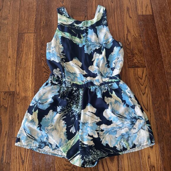 One Clothing Romper Womens S Floral Jumper Romantic Feminine Ocean Core Beach - Picture 16 of 16